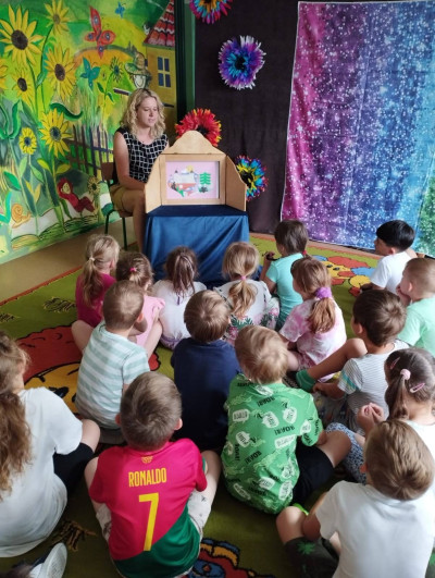 grafika do wpisu: Innowacja pedagogiczna &#34;Papierowy teatr Kamishibai&#34;