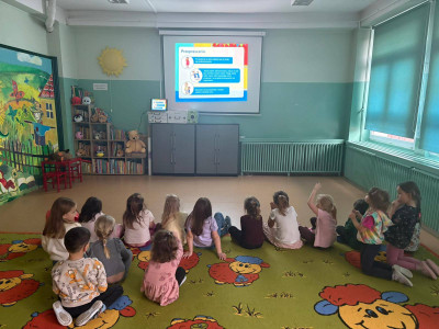 grafika do wpisu: Zajęciach psychologicznych pt. „Jak powiedzieć przepraszam”,