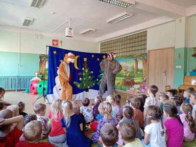 grafika do wpisu: Teatrzyk Skrzat