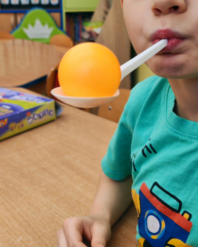 grafika do wpisu: Ćwiczenia mięśnia okrężnego warg